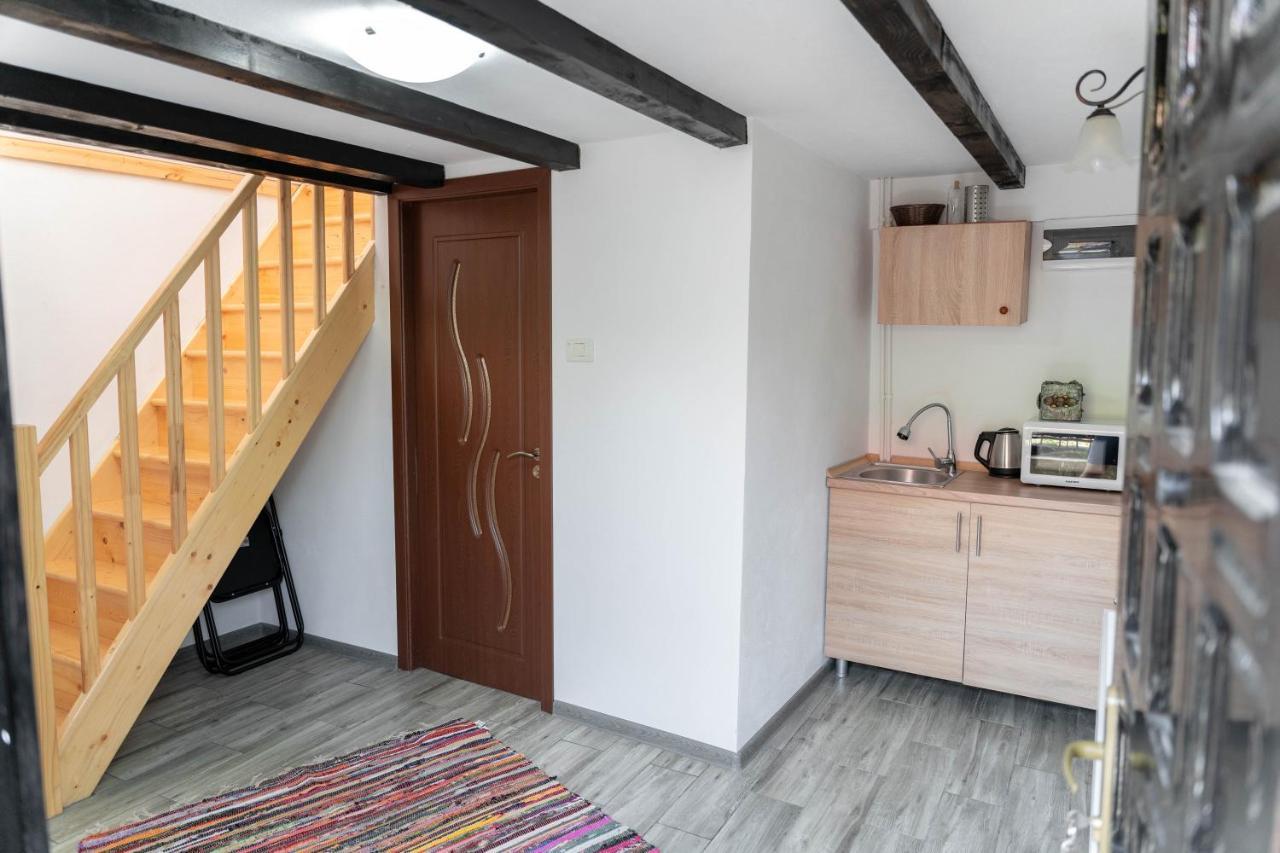 La Fanar Guesthouse Curtea de Argeş Eksteriør billede